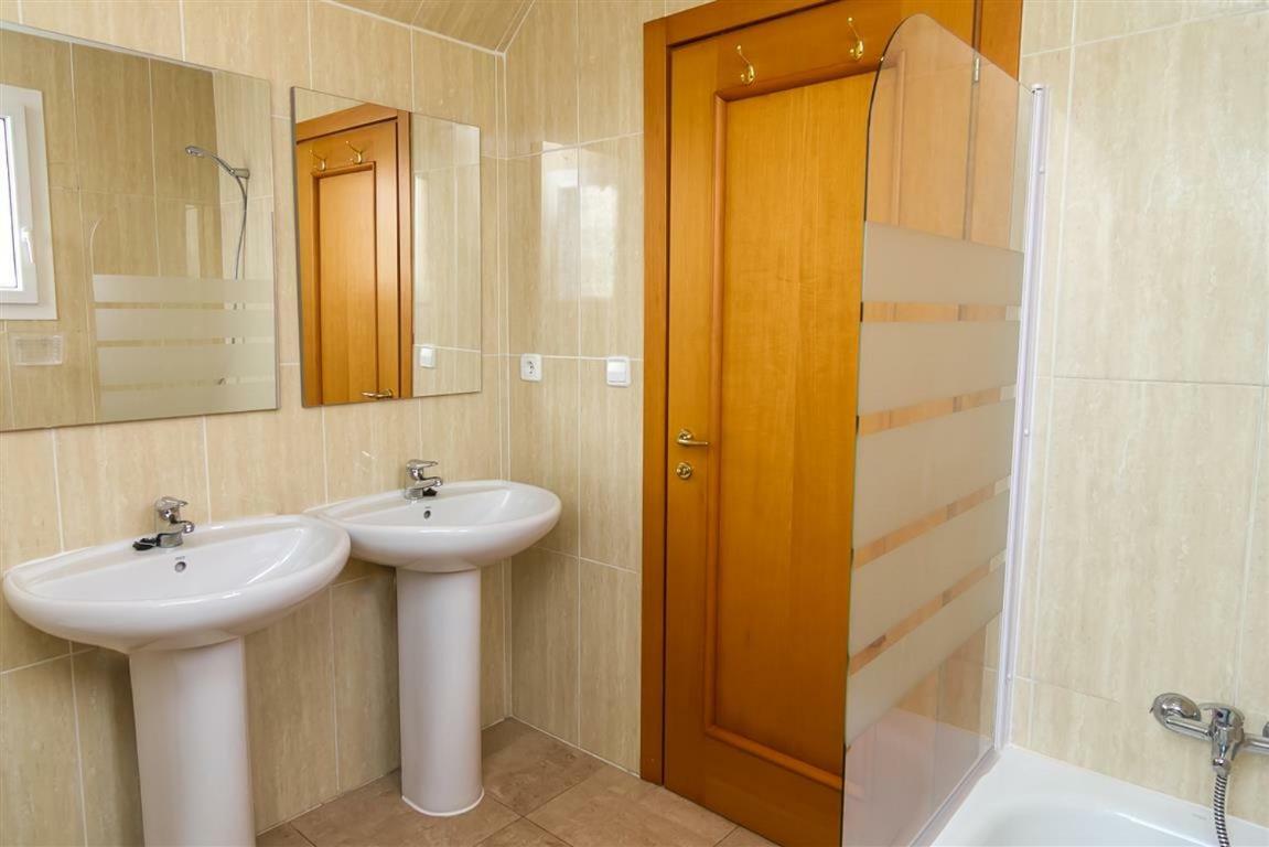 Duplex Vistas Al Mar En La Duquesa Διαμέρισμα Manilva Εξωτερικό φωτογραφία
